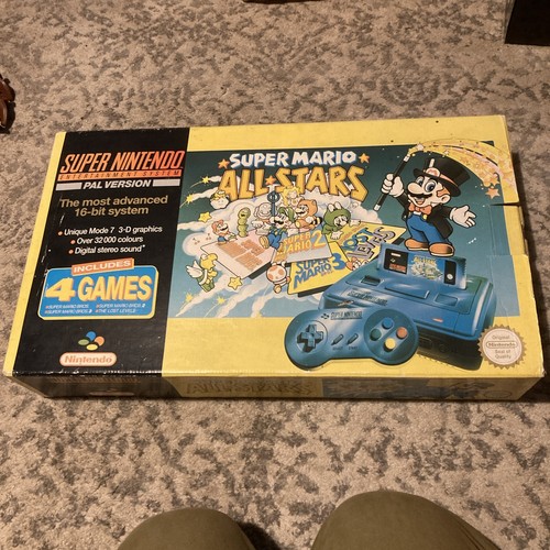 Super nintendo console - super,